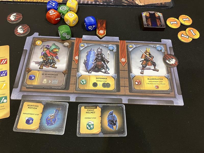 [Dicequest - three Heroes with their equipment and dice]